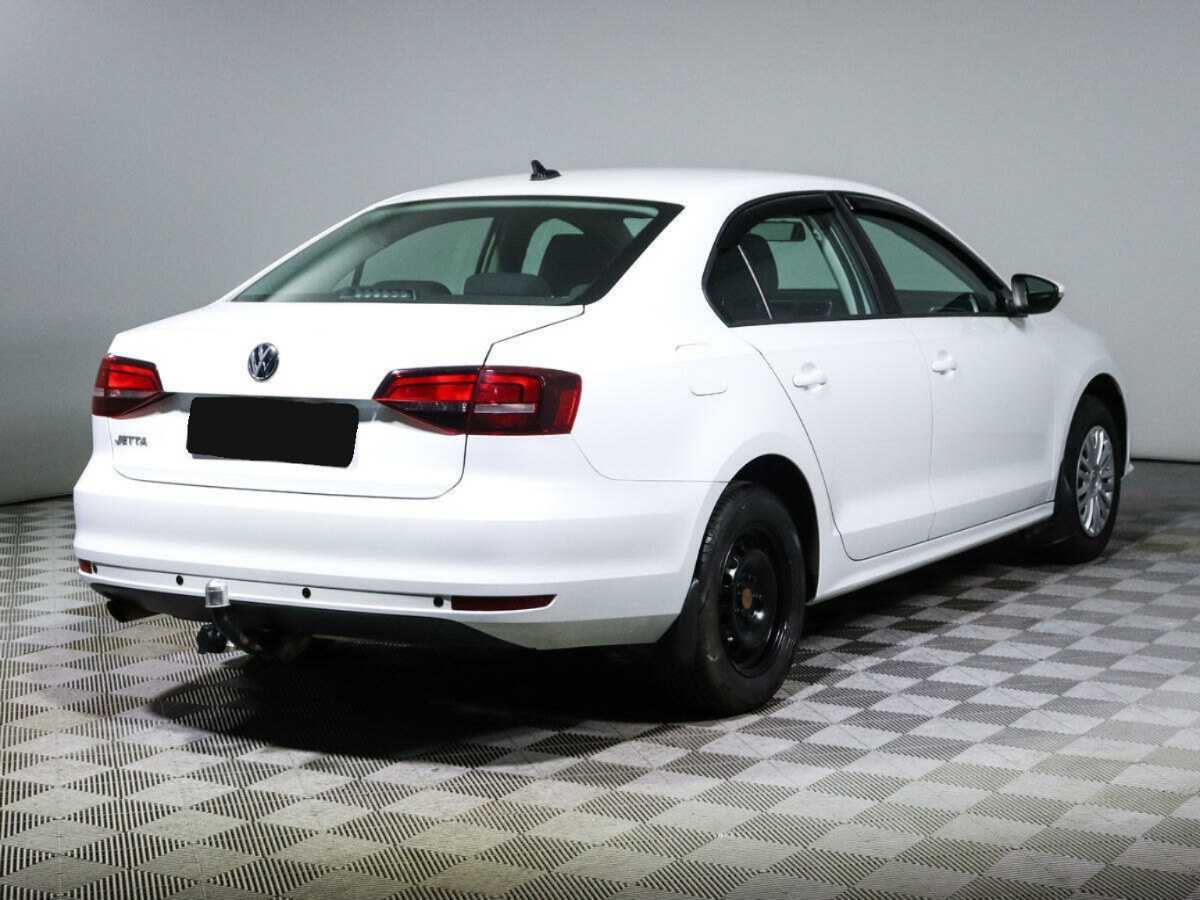 Volkswagen Jetta 2017 года с пробегом. Фото: #3