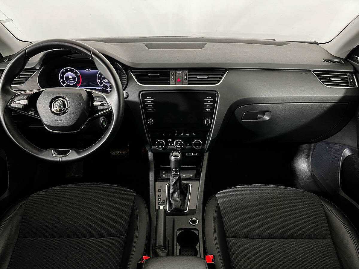 Skoda Octavia 2019 года с пробегом. Фото: #8