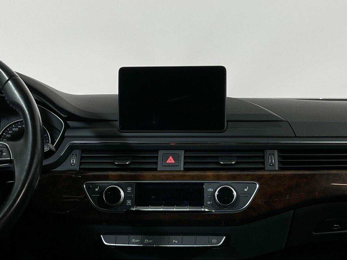 Audi A4 2017 года с пробегом. Фото: #9