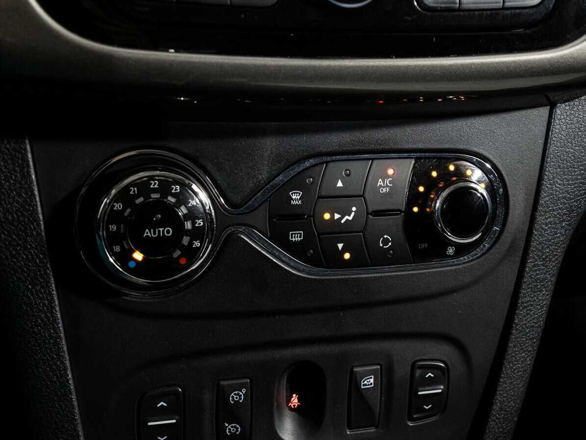 Renault Sandero 2017 года с пробегом. Фото: #12