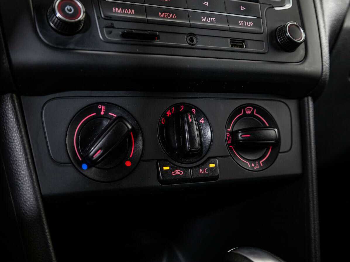 Volkswagen Polo 2016 года с пробегом. Фото: #14