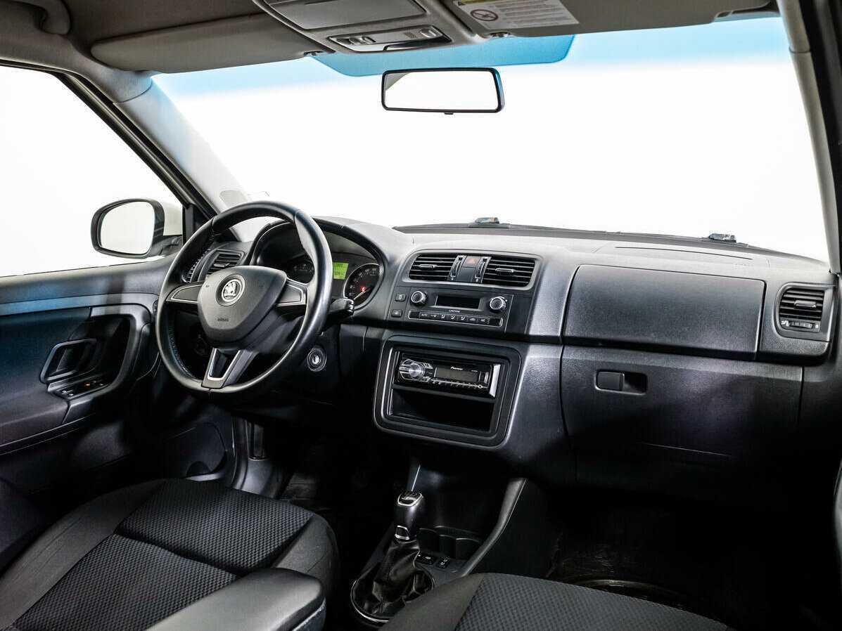 Skoda Fabia 2013 года с пробегом. Фото: #8