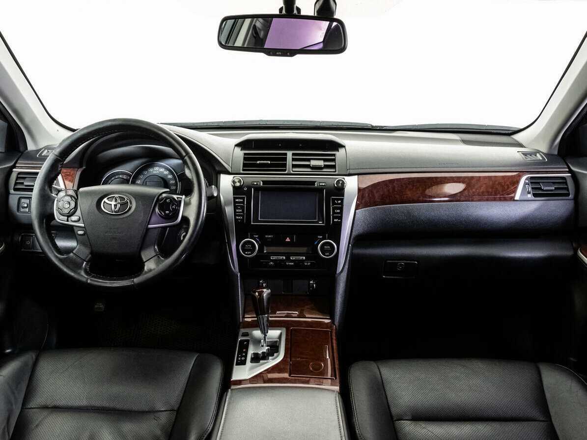 Toyota Camry 2014 года с пробегом. Фото: #7