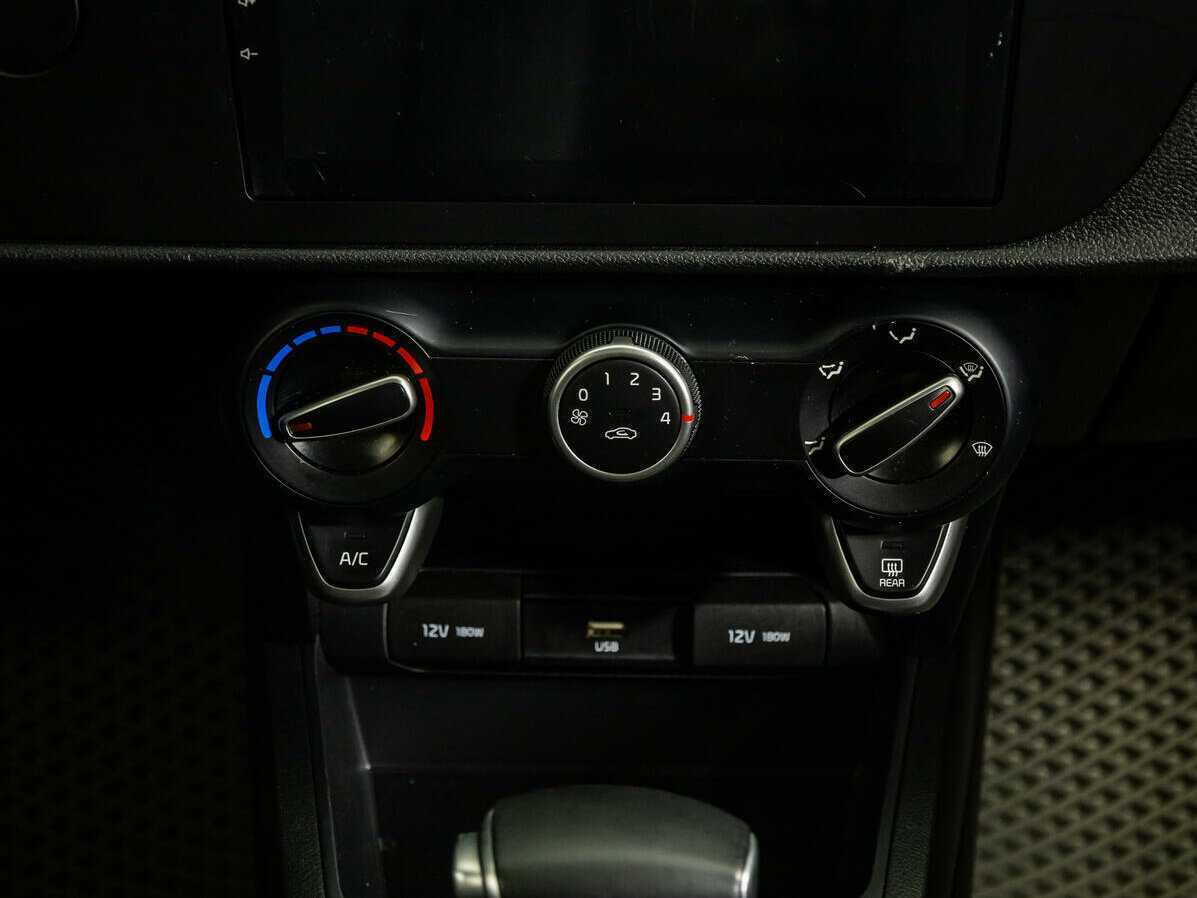 Kia Rio 2021 года с пробегом. Фото: #13