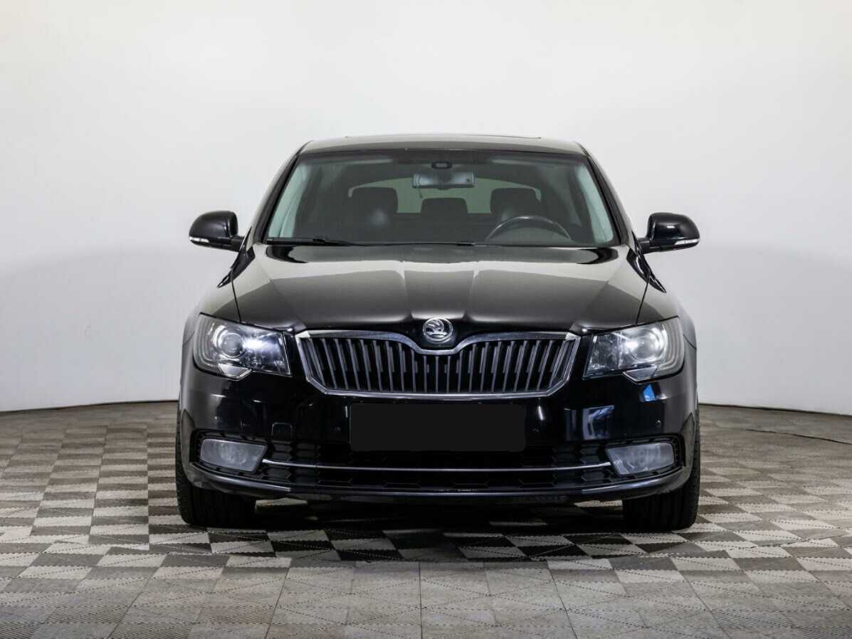 Skoda Superb 2014 года с пробегом. Фото: #1