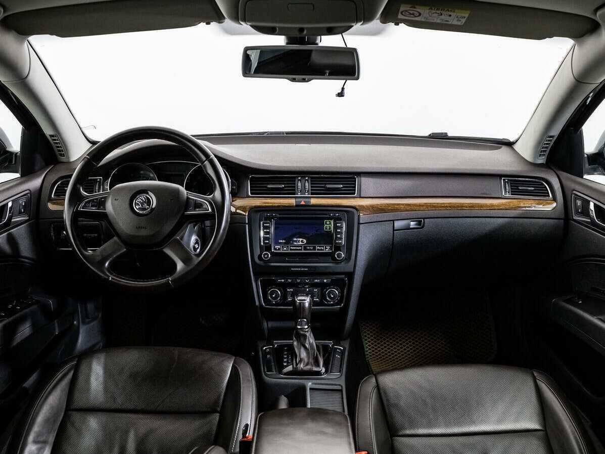 Skoda Superb 2014 года с пробегом. Фото: #12