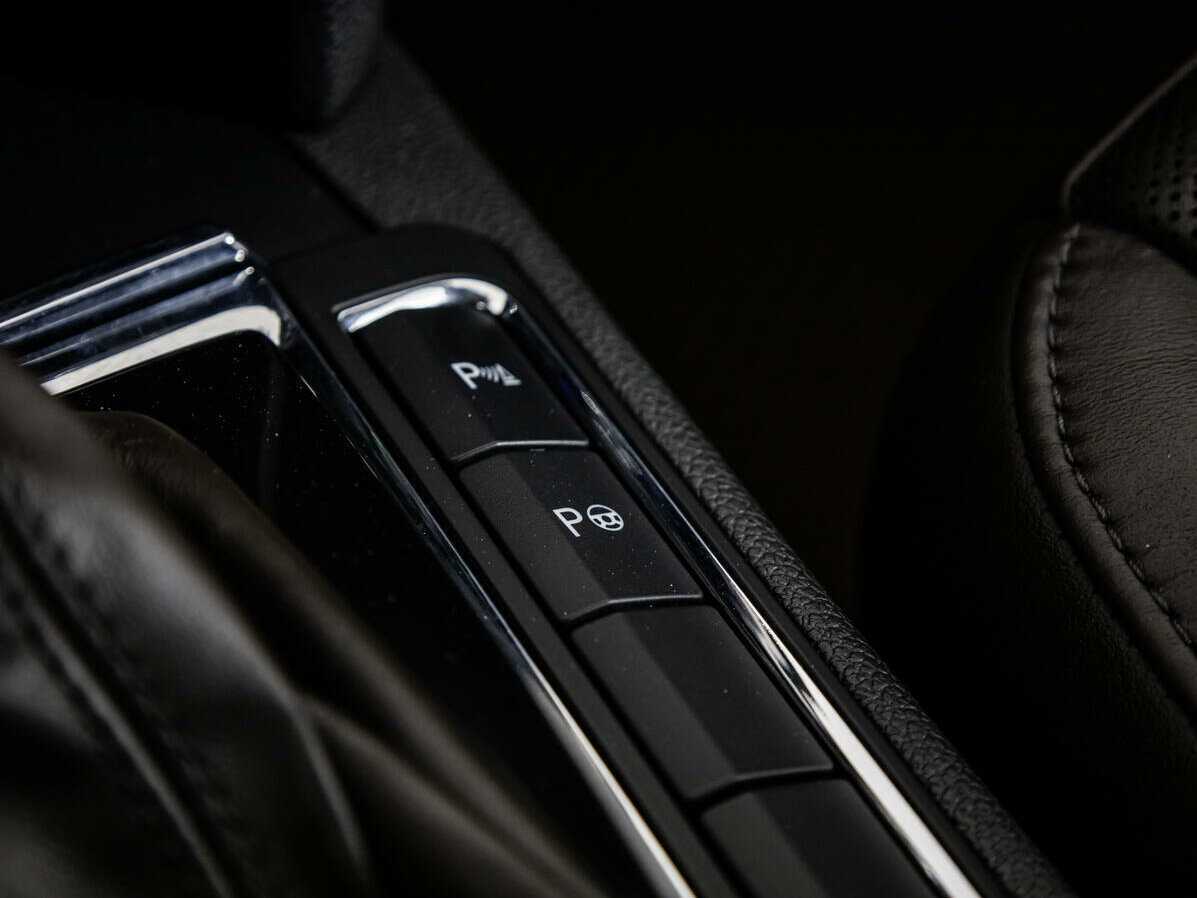 Skoda Superb 2014 года с пробегом. Фото: #14