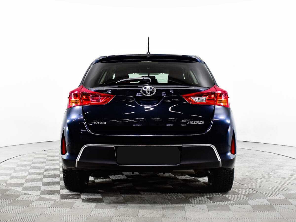 Toyota Auris 2013 года с пробегом. Фото: #5