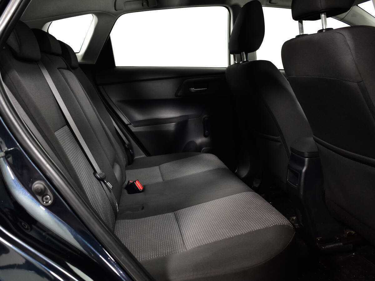 Toyota Auris 2013 года с пробегом. Фото: #9