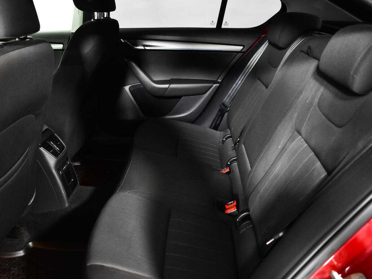 Skoda Octavia 2017 года с пробегом. Фото: #9