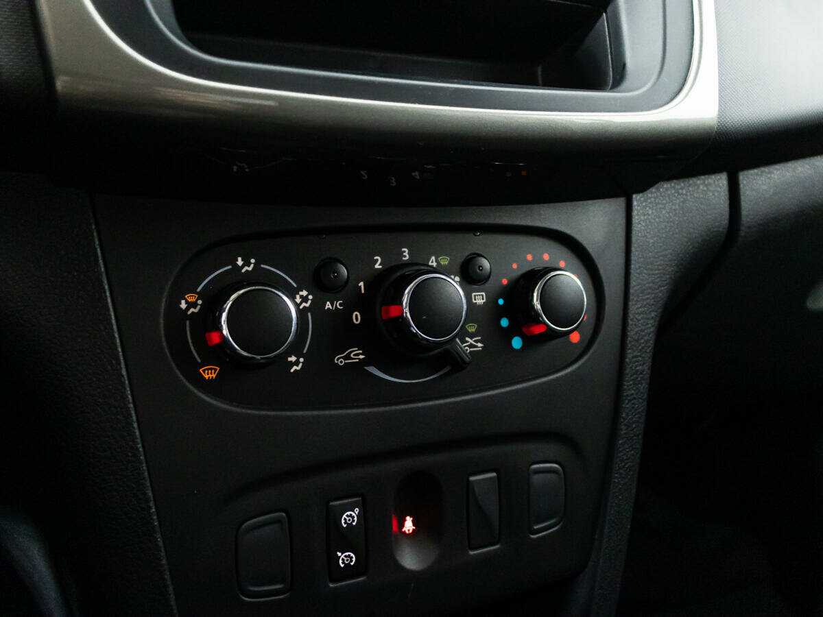 Renault Sandero 2018 года с пробегом. Фото: #14