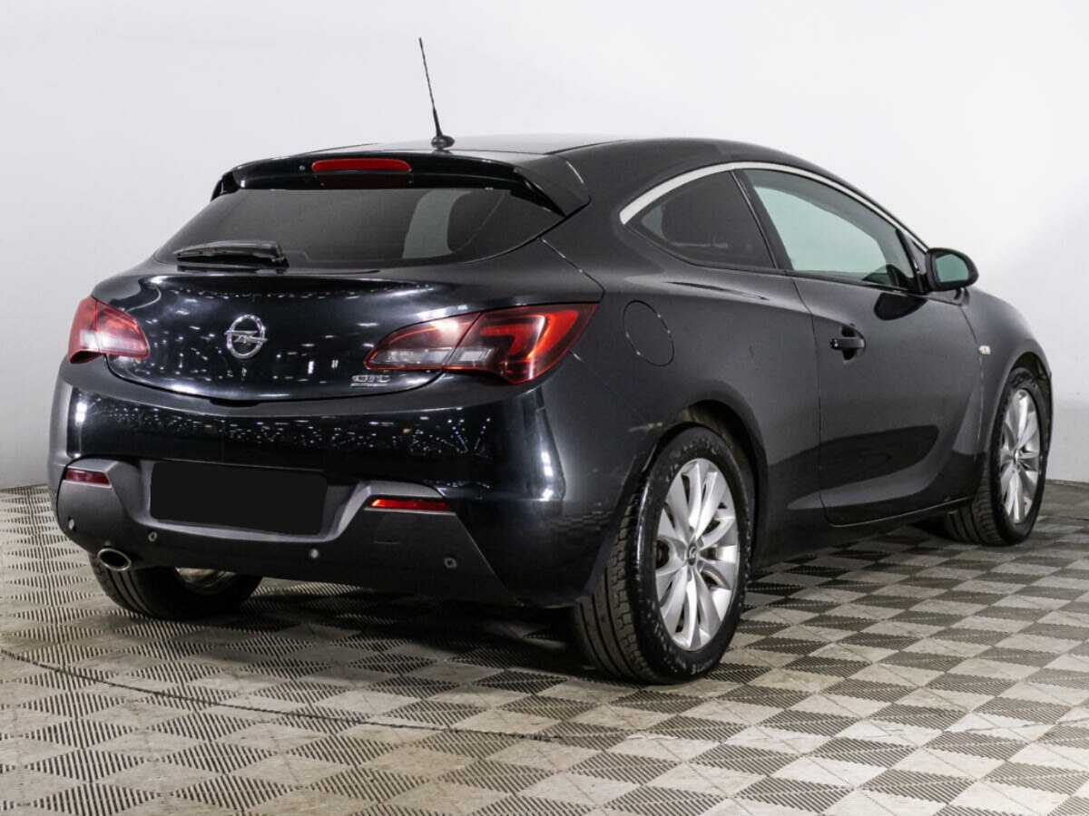 Opel Astra 2012 года с пробегом. Фото: #4