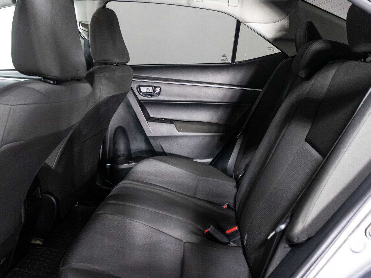 Toyota Corolla 2015 года с пробегом. Фото: #9