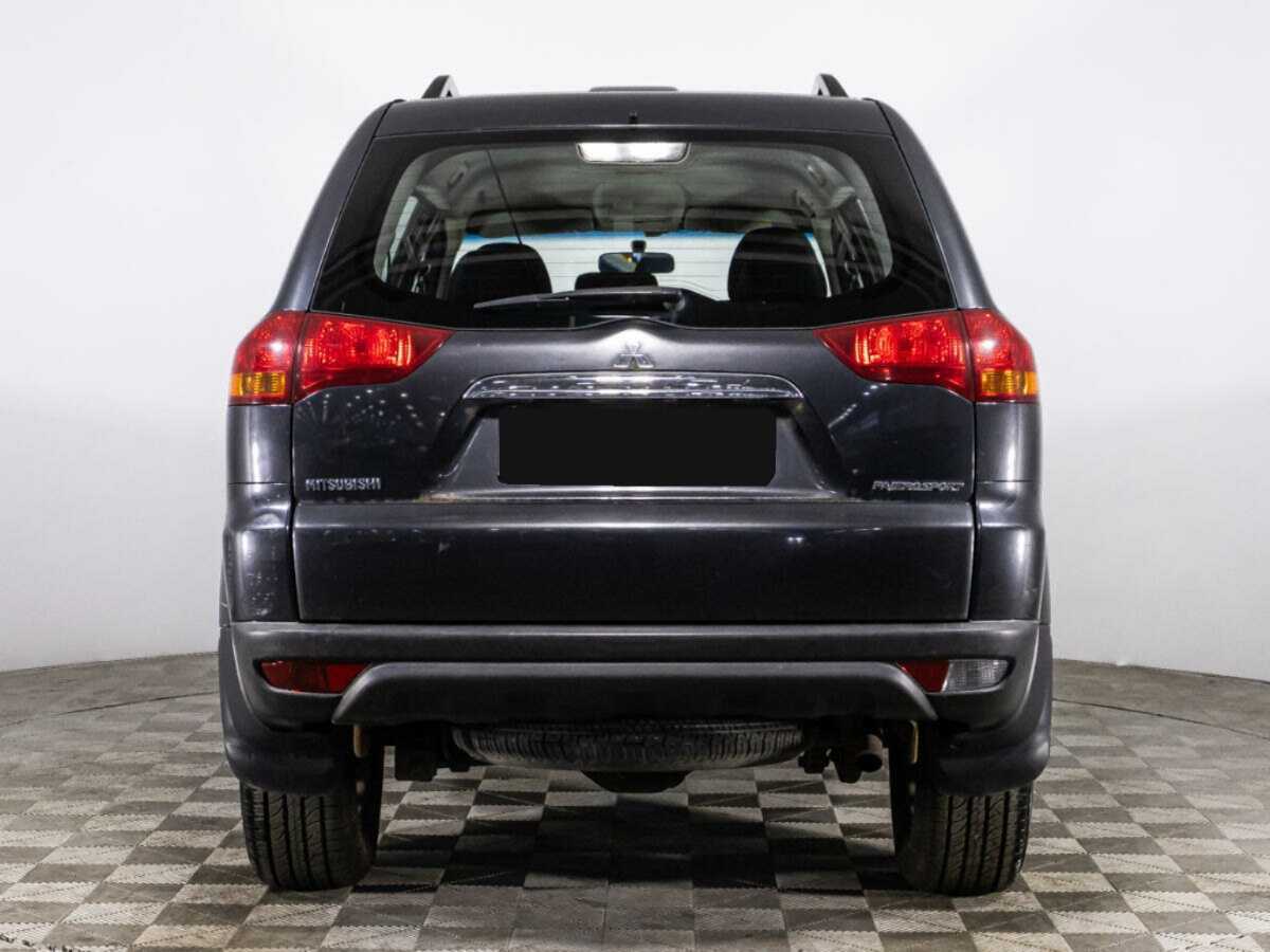 Mitsubishi Pajero Sport 2012 года с пробегом. Фото: #5