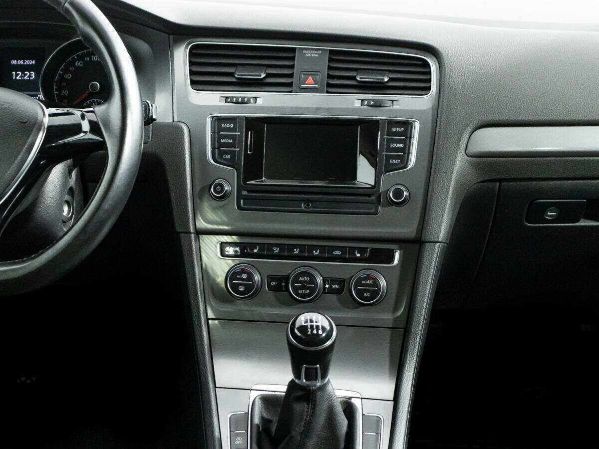 Volkswagen Golf 2013 года с пробегом. Фото: #13