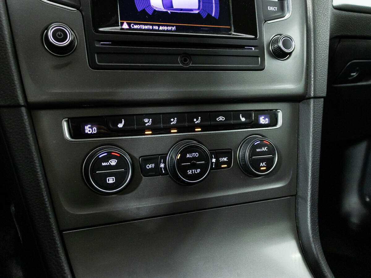 Volkswagen Golf 2013 года с пробегом. Фото: #15