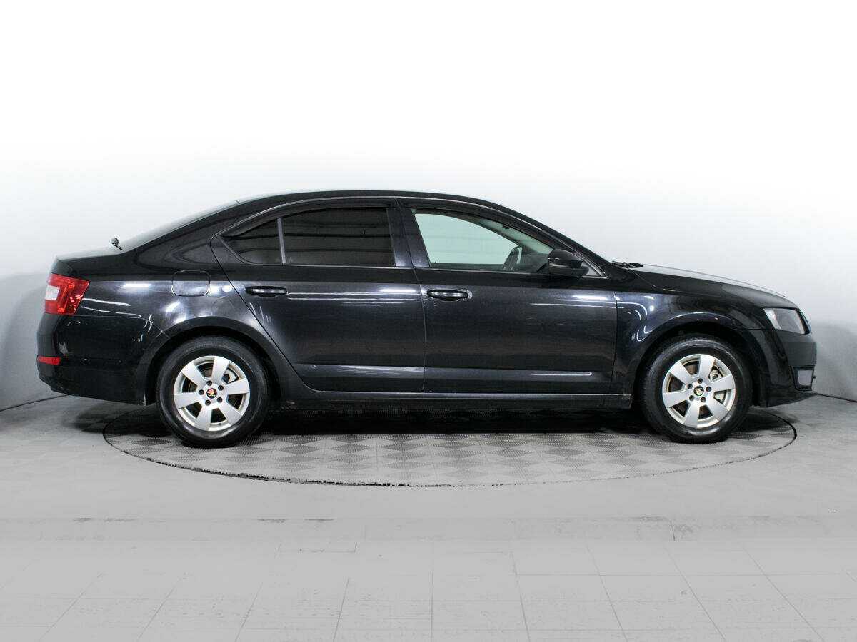 Skoda Octavia 2013 года с пробегом. Фото: #3