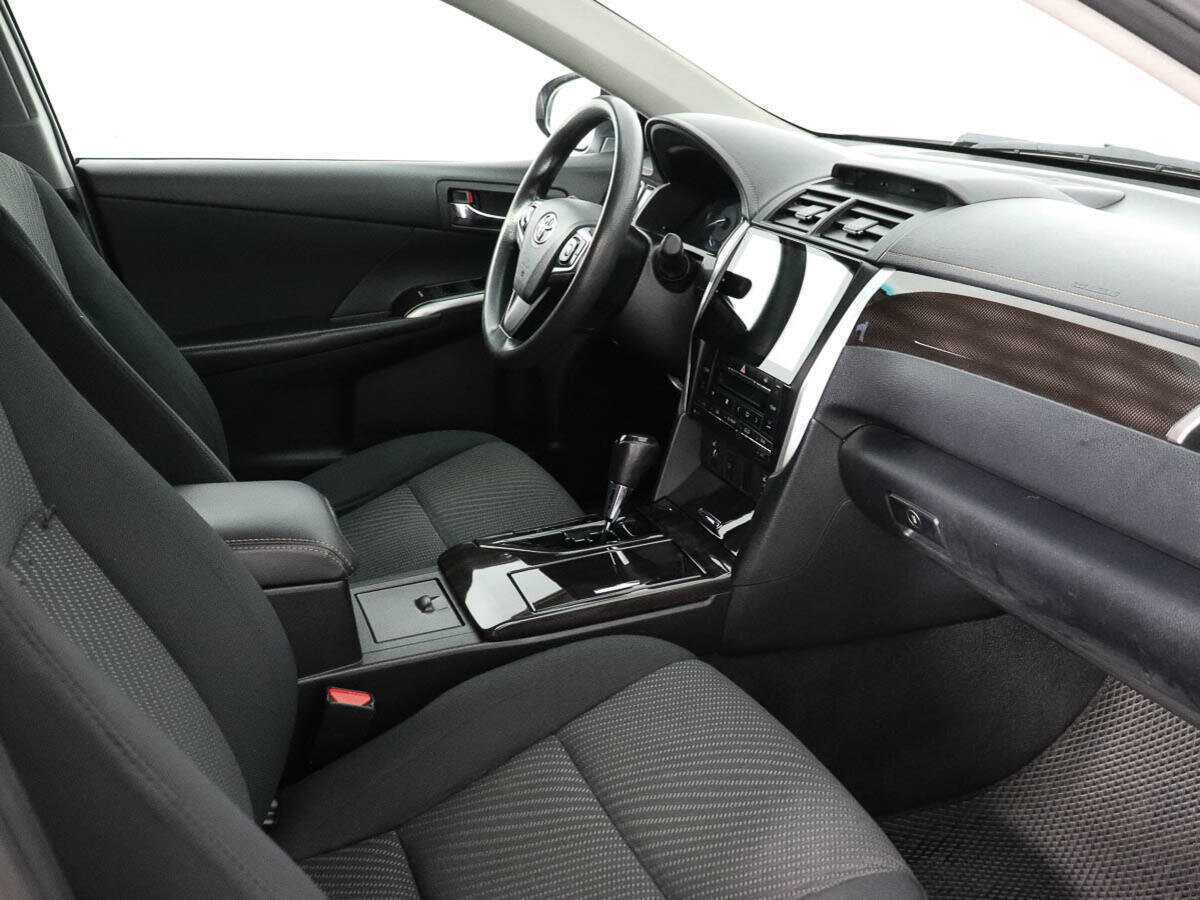 Toyota Camry 2015 года с пробегом. Фото: #8