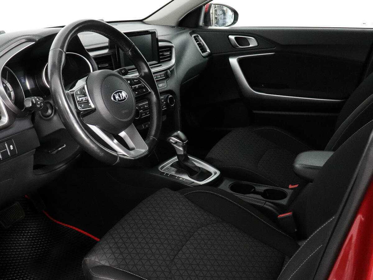 Kia Ceed 2019 года с пробегом. Фото: #9