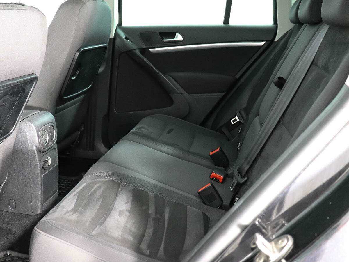 Volkswagen Tiguan 2012 года с пробегом. Фото: #10