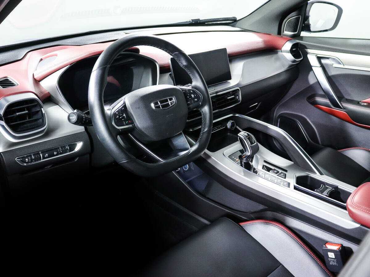 Geely Coolray 2021 года с пробегом. Фото: #9