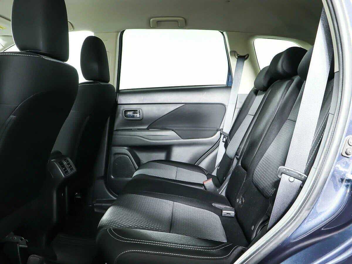 Mitsubishi Outlander 2019 года с пробегом. Фото: #12