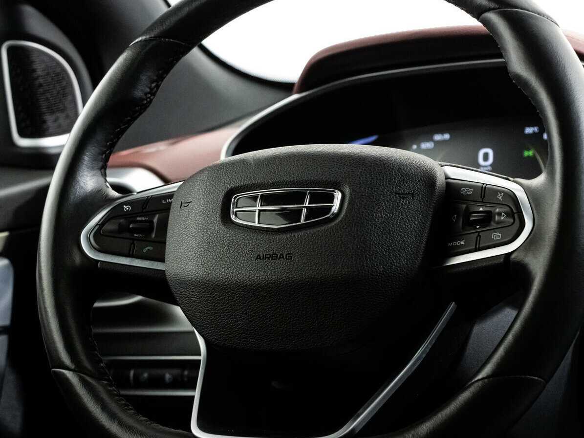 Geely Coolray 2022 года с пробегом. Фото: #9