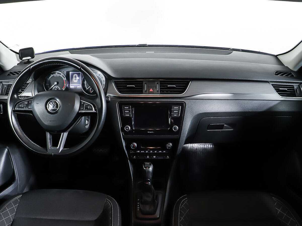 Skoda Rapid 2017 года с пробегом. Фото: #4