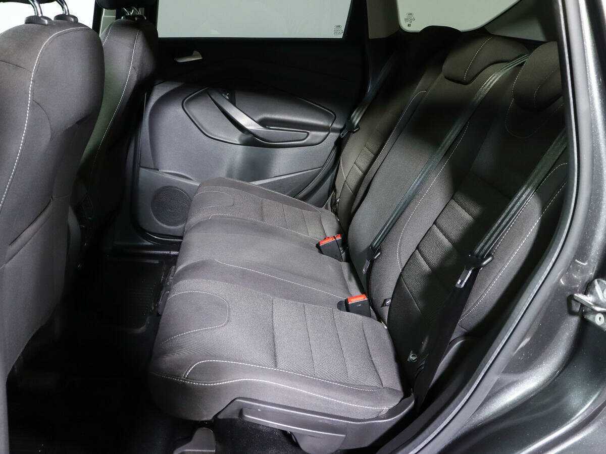 Ford Kuga 2015 года с пробегом. Фото: #6