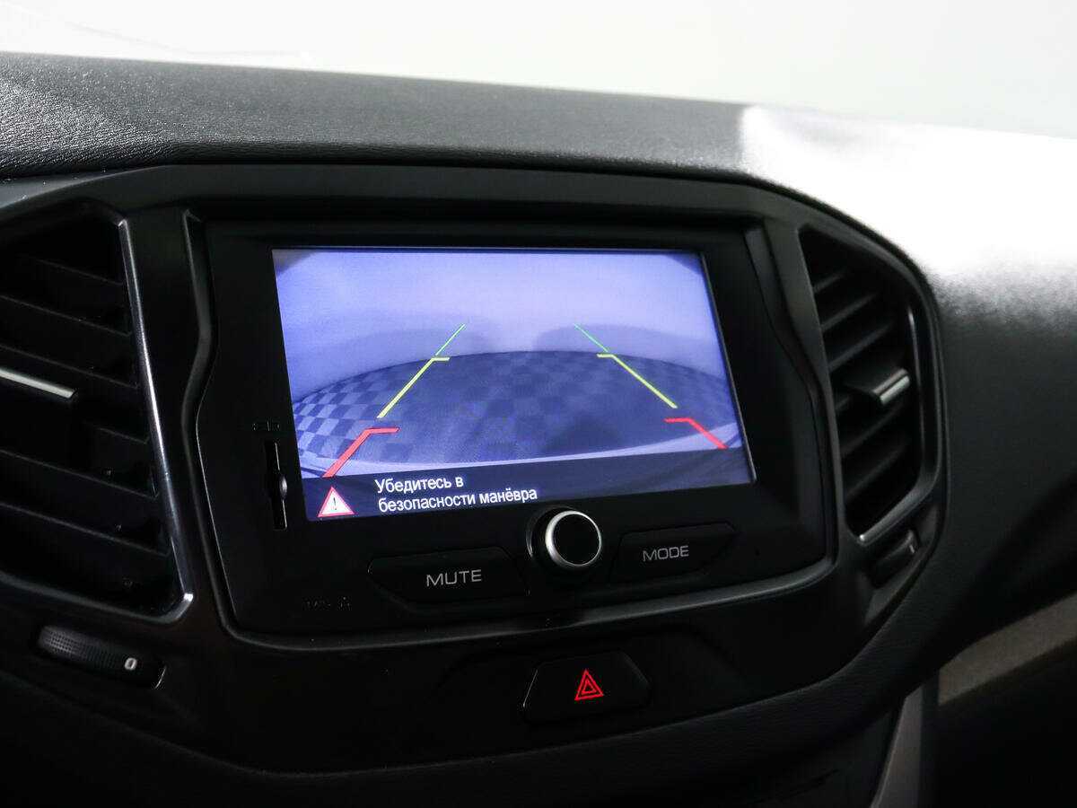 Lada (ВАЗ) Vesta 2019 года с пробегом. Фото: #11