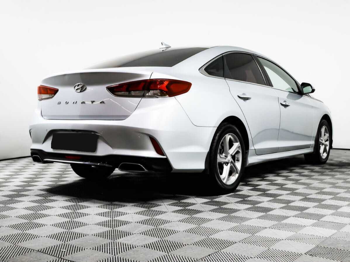 Hyundai Sonata 2018 года с пробегом. Фото: #4