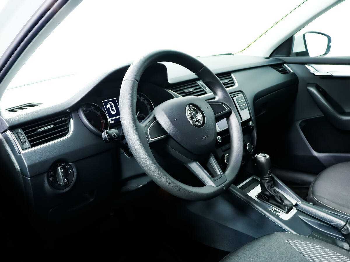Skoda Octavia 2018 года с пробегом. Фото: #11