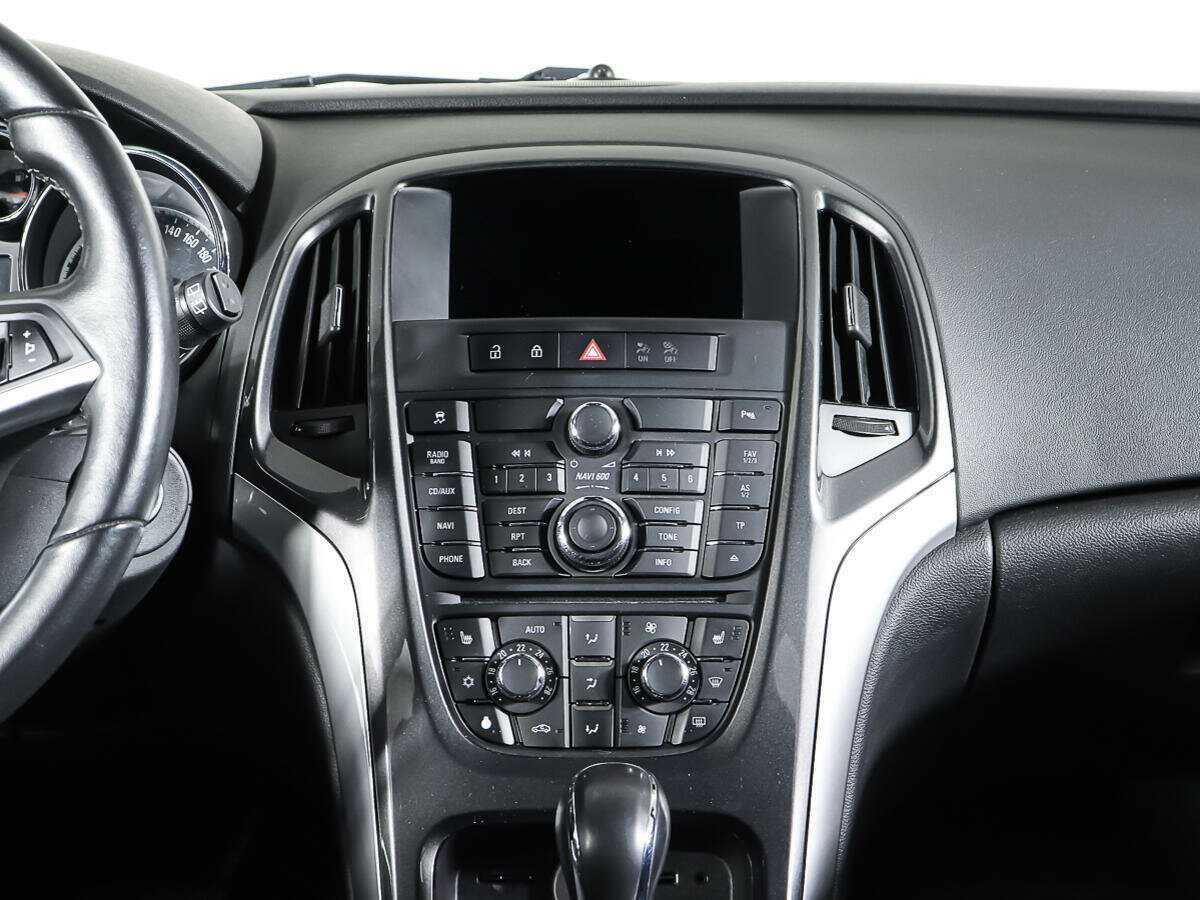 Opel Astra 2012 года с пробегом. Фото: #11