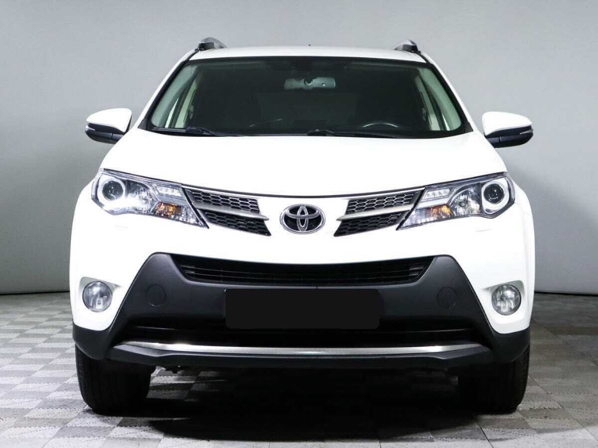 Toyota RAV4 2014 года с пробегом. Фото: #1