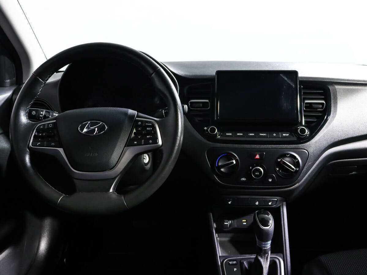 Hyundai Solaris 2021 года с пробегом. Фото: #11