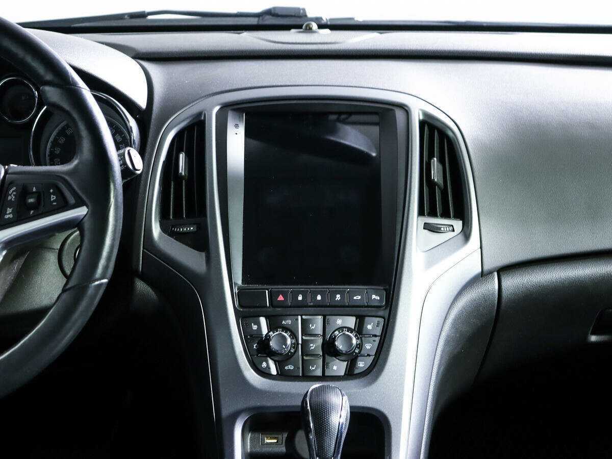 Opel Astra 2014 года с пробегом. Фото: #10