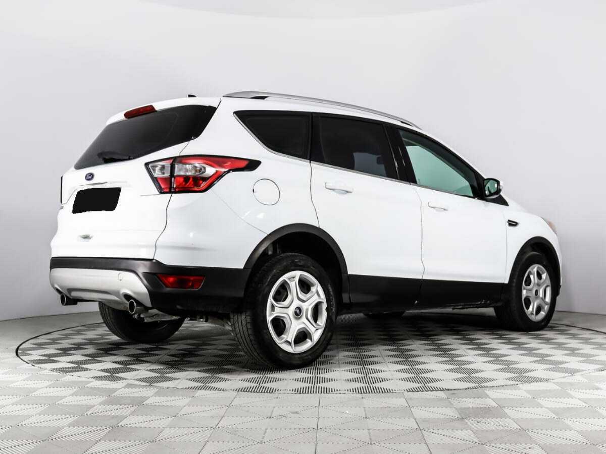 Ford Kuga 2017 года с пробегом. Фото: #2