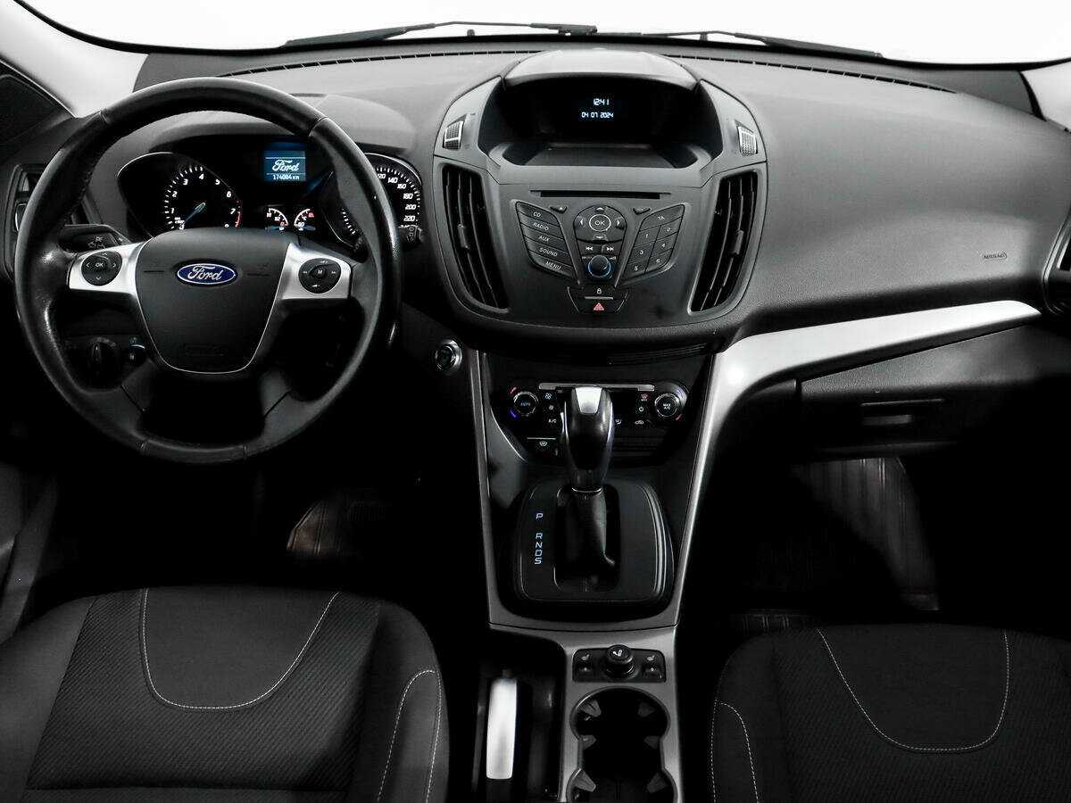 Ford Kuga 2015 года с пробегом. Фото: #10