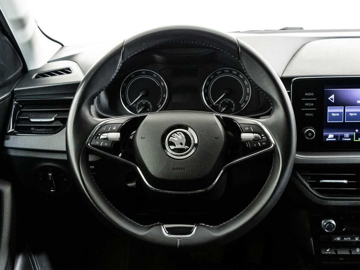 Skoda Rapid 2021 года с пробегом. Фото: #9