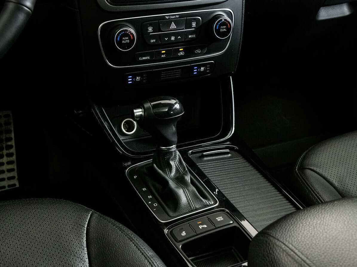 Kia Sorento 2015 года с пробегом. Фото: #12