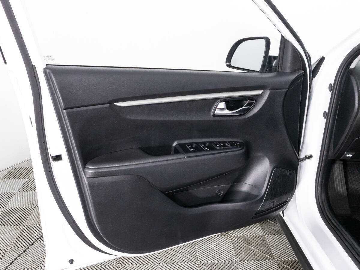 Kia Rio 2021 года с пробегом. Фото: #22