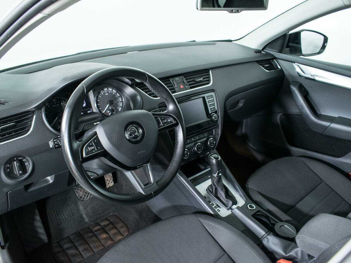 Skoda Octavia 2016 года с пробегом. Фото: #12