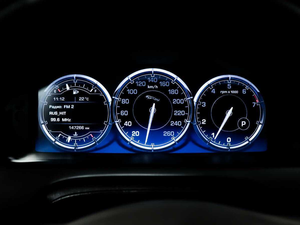 Jaguar XJ 2012 года с пробегом. Фото: #8