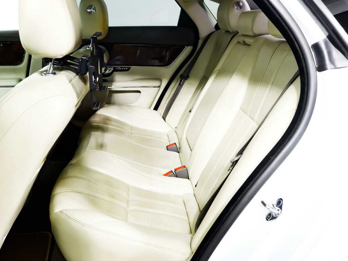 Jaguar XJ 2012 года с пробегом. Фото: #10