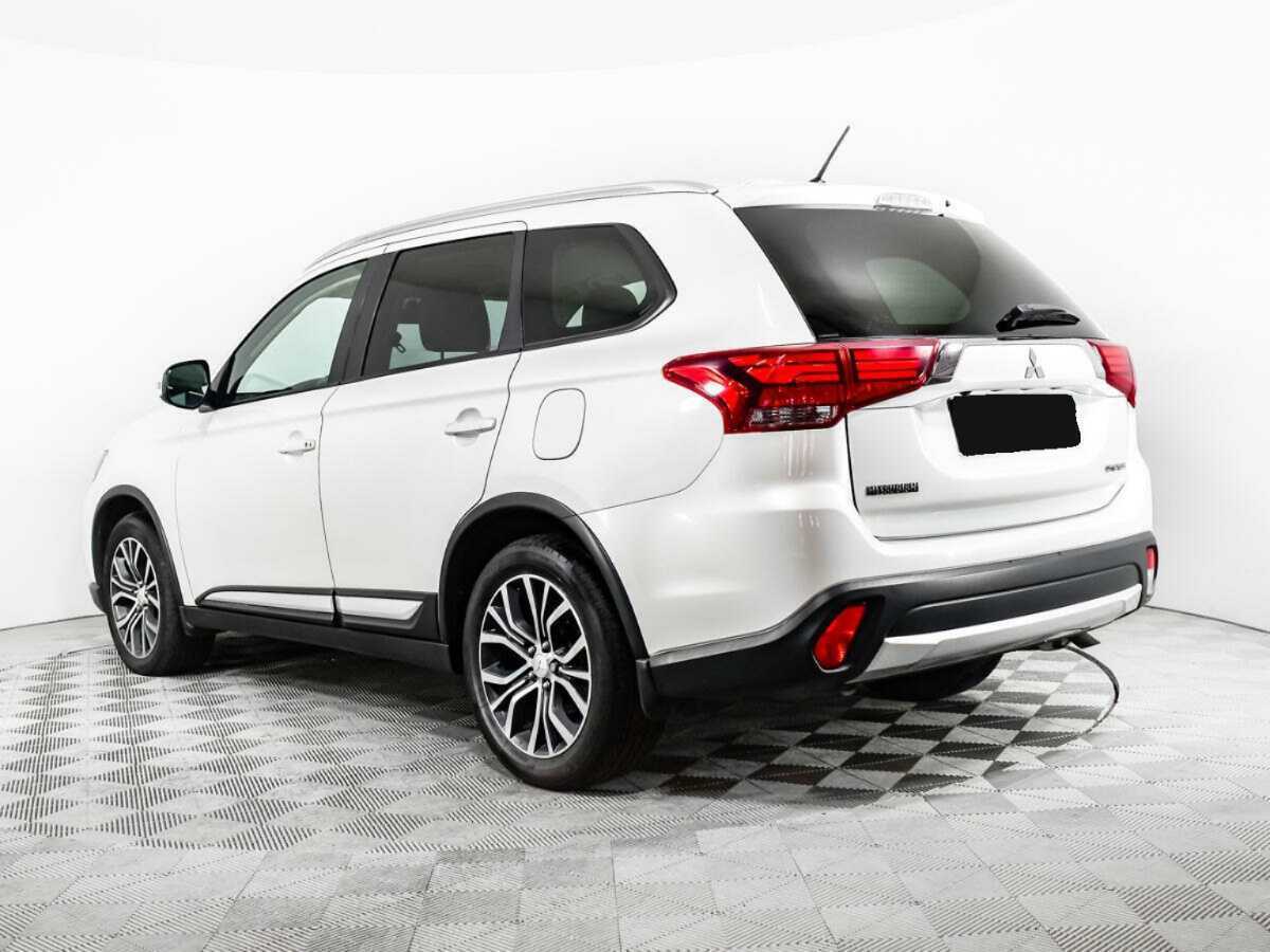 Mitsubishi Outlander 2015 года с пробегом. Фото: #6