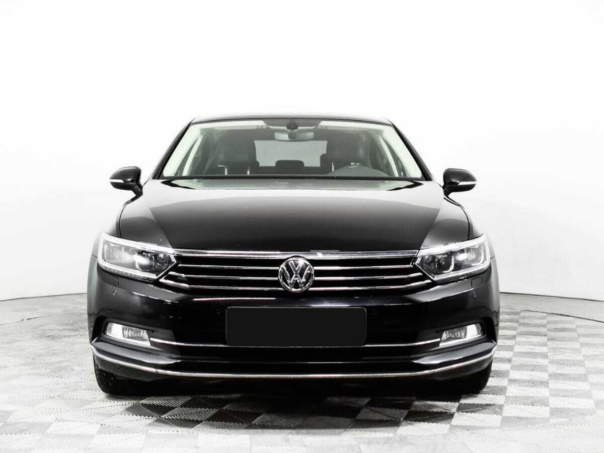 Volkswagen Passat 2016 года с пробегом. Фото: #1