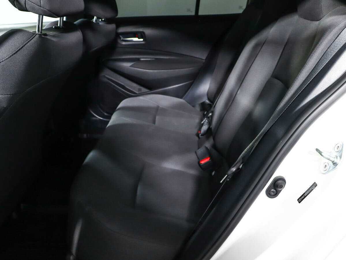 Toyota Corolla 2019 года с пробегом. Фото: #7