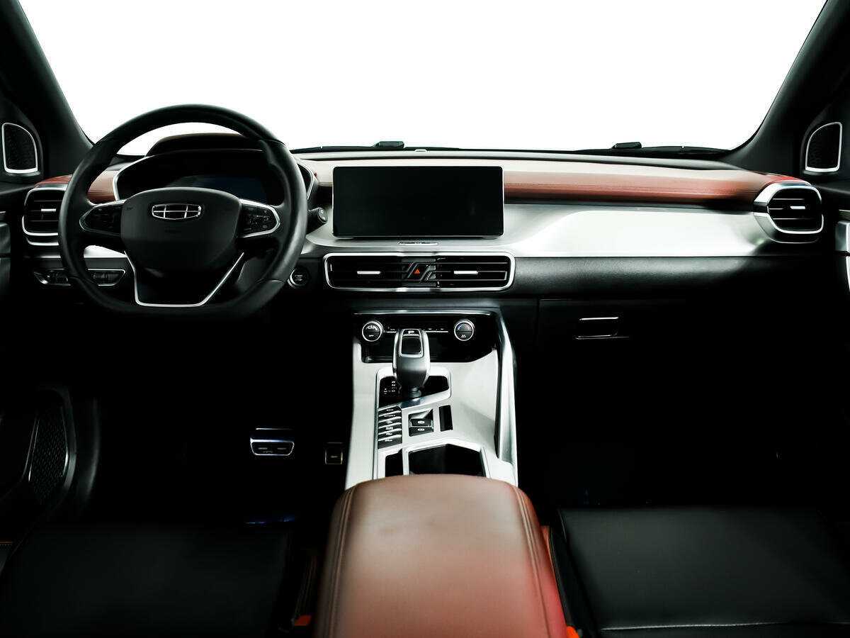 Geely Coolray 2022 года с пробегом. Фото: #10