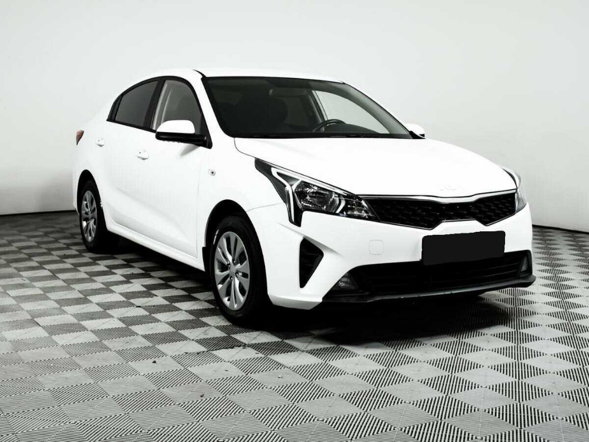 Kia Rio 2021 года с пробегом. Фото: #2