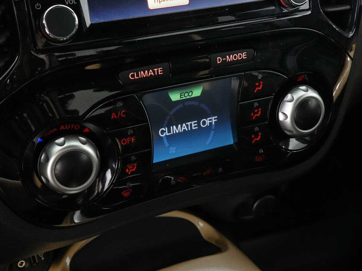 Nissan Juke 2017 года с пробегом. Фото: #12